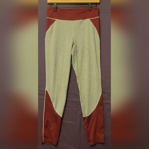 Cloud Chaser Grey & Burgandy Leggings with Color Block Design. Size L